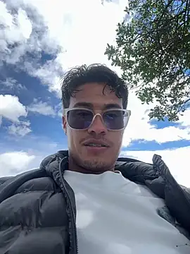 TavoHot_ Adlı Modelin Web Kamerası Şovu