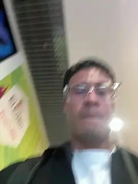 הופעת וובקאם של TavoHot_
