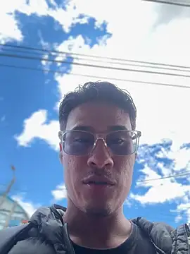 Show de TavoHot_ na webcam