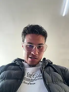 TavoHot_ Show in webcam