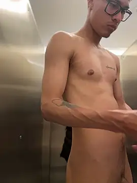 TavoHot_'s Webcam Show
