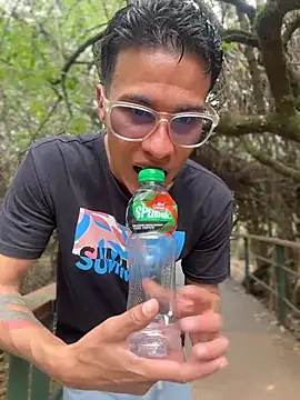 TavoHot_ Pertunjukan Webcam