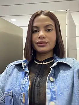 Irina_Velvett élő XXX-chatje