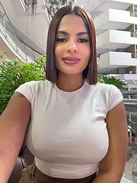 Chat +18 de Irina_Velvett ao vivo