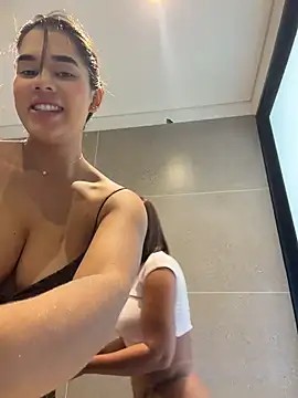 Show de Irina_Velvett na webcam