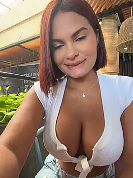 Irina_Velvett webcam show