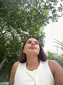 Irina_Velvett Chat XXX in diretta