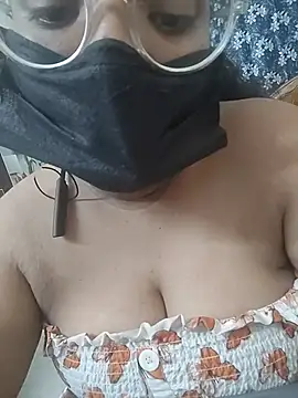 Chat XXX ao vivo de MaggieTelugu-15
