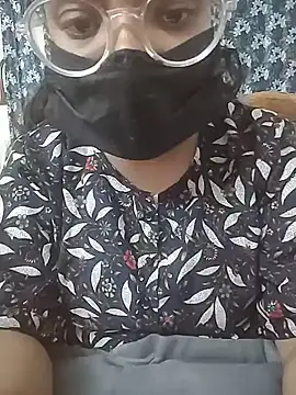 Chat XXX en directo de MaggieTelugu-15