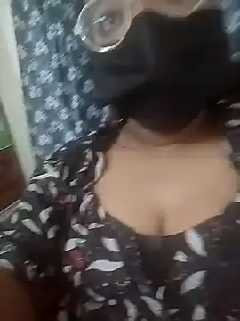 MaggieTelugu-15's Live XXX Chat