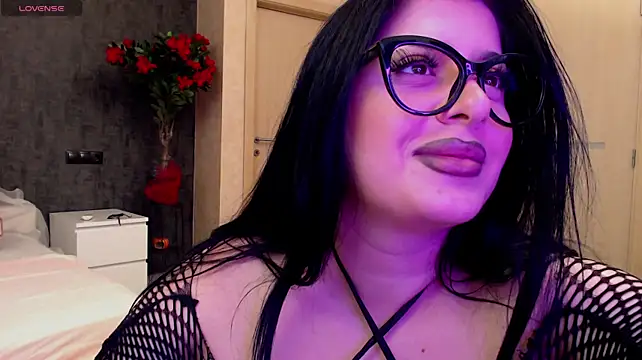 NayaNoirX Chat XXX live