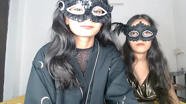Virgin_Aisha Webcam-Show