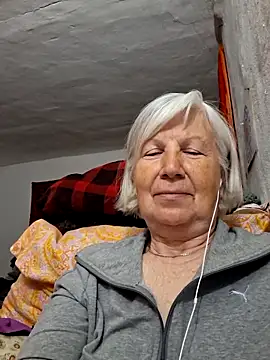 KlaudiaDarling Webcam-Show