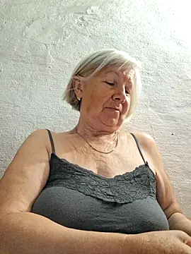 KlaudiaDarling's Live XXX Chat