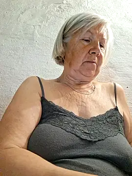 KlaudiaDarling live XXX chat
