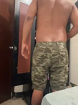 bigdick211292: διαδικτυακό σόου στην κάμερα