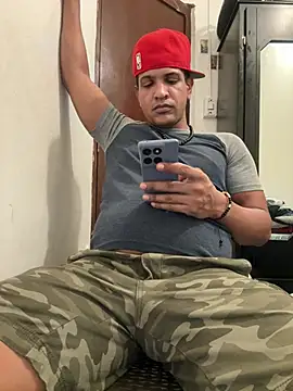 bigdick211292 Шоу с уебкамера