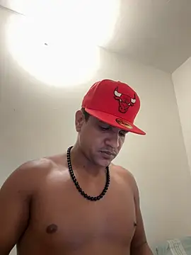 bigdick211292 Show in webcam