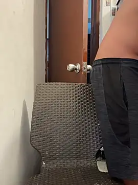bigdick211292 在線直播表演