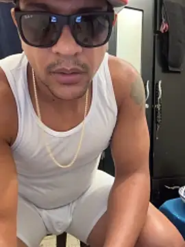bigdick211292 Pertunjukan Webcam