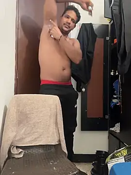 bigdick211292: διαδικτυακό σόου στην κάμερα
