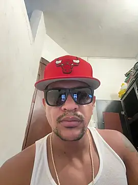 bigdick211292 webkamerás műsora