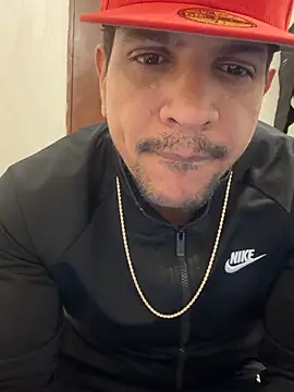 bigdick211292 在線直播表演