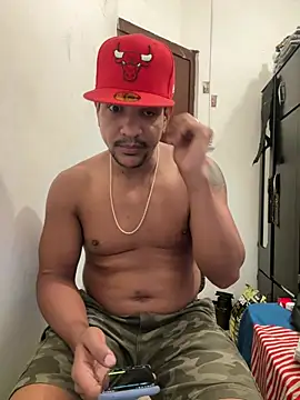 Show modela bigdick211292 na web-kameri