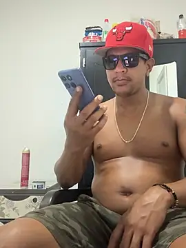 bigdick211292のウェブカメラショー