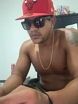 bigdick211292: διαδικτυακό σόου στην κάμερα