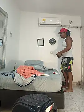 bigdick211292 网络视讯表演