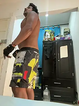 bigdick211292 网络视讯表演