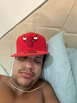 bigdick211292 网络视讯表演