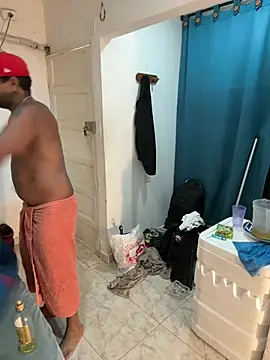 bigdick211292 网络视讯表演