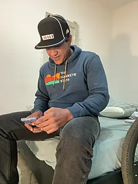 bigdick211292 网络视讯表演