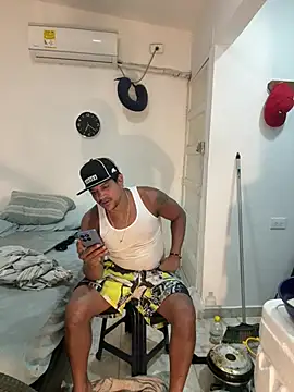 Show de bigdick211292 na webcam