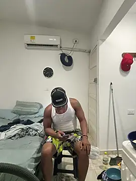 bigdick211292 网络视讯表演