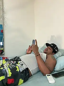 bigdick211292 webkamerás műsora