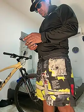 bigdick211292's Webcam Show