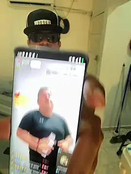 bigdick211292 Adlı Modelin Web Kamerası Şovu