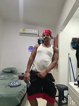 bigdick211292 Adlı Modelin Web Kamerası Şovu