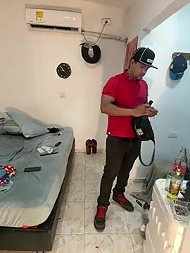 bigdick211292 在線直播表演