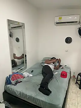 bigdick211292 Шоу с уебкамера