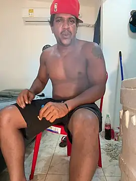 bigdick211292 Show in webcam