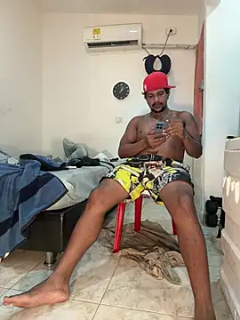 bigdick211292のウェブカメラショー