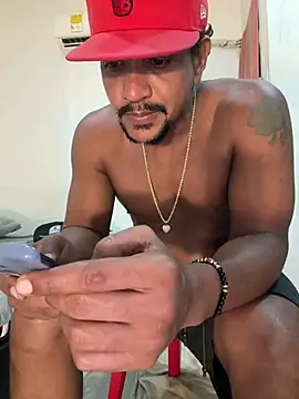 bigdick211292: διαδικτυακό σόου στην κάμερα