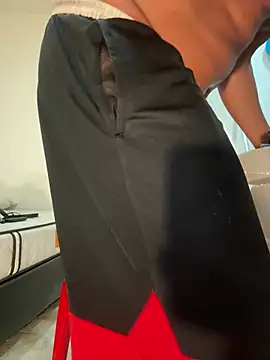 Show modela bigdick211292 na web-kameri