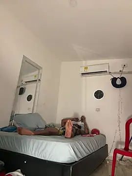 Show de bigdick211292 na webcam