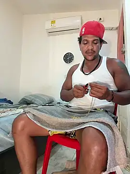 bigdick211292 网络视讯表演
