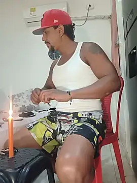 bigdick211292 网络视讯表演
